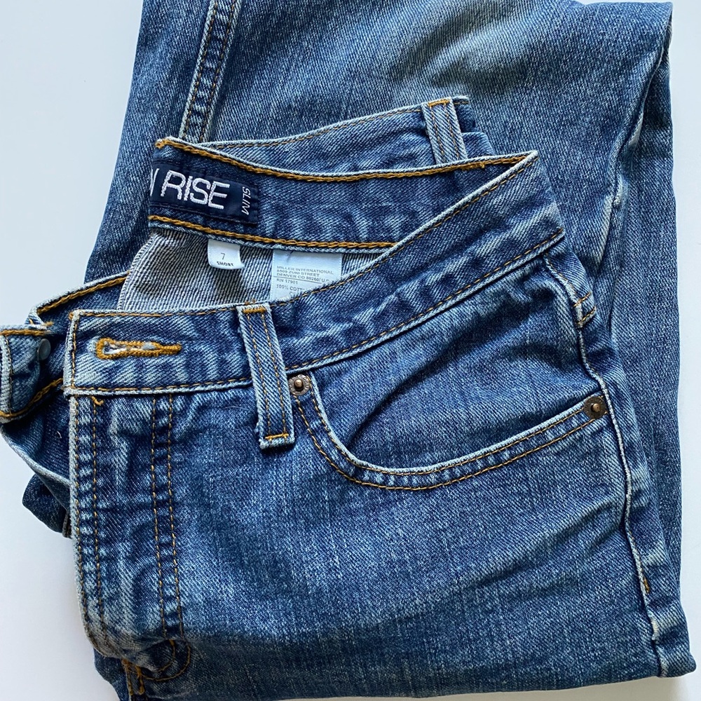 Low rise denim jeans